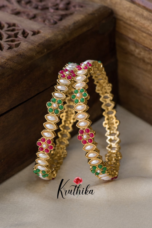 Pearl stone bangles B113