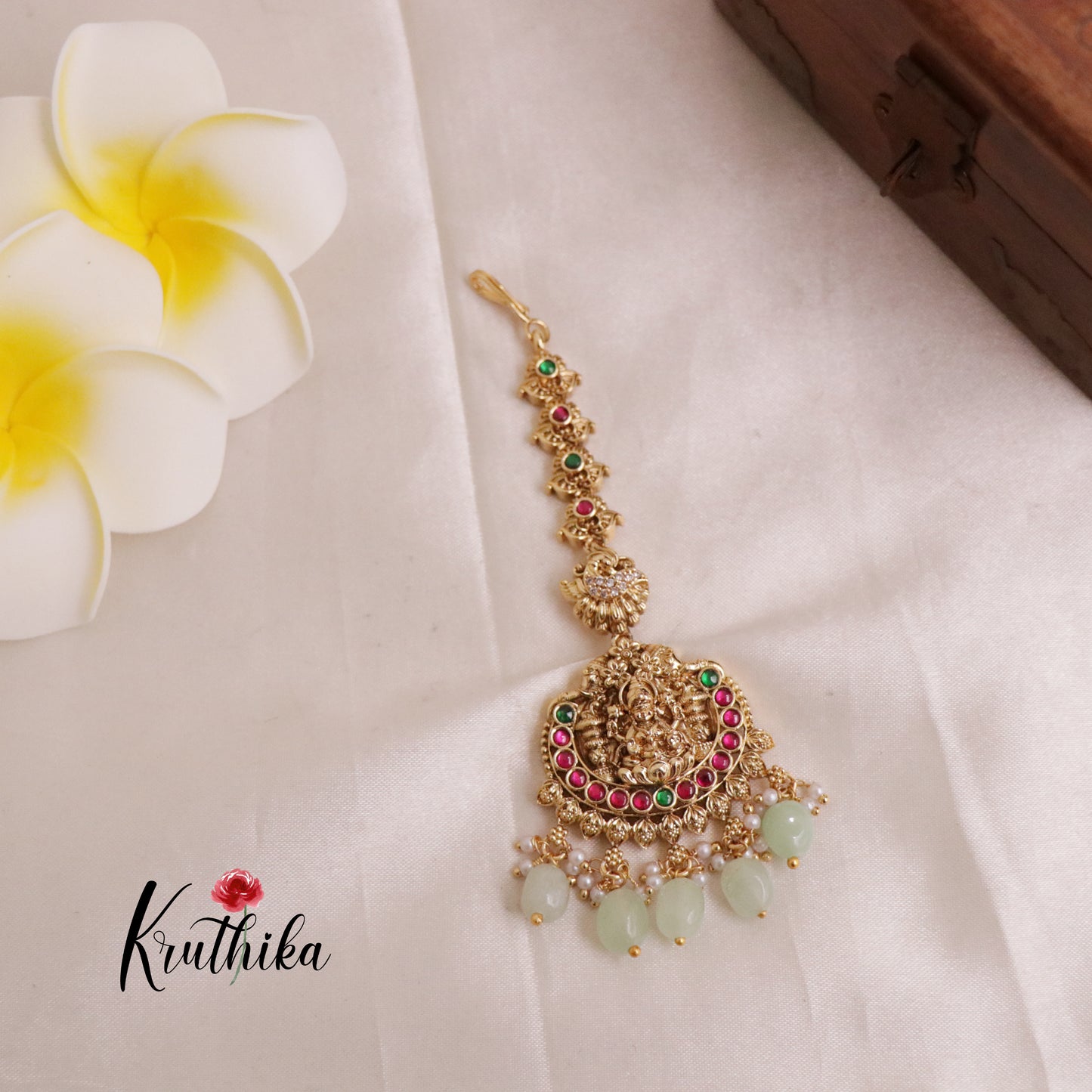 Pretty Lakshmi Jadau Maang Tikka MT236 (Available in 3 Colours)