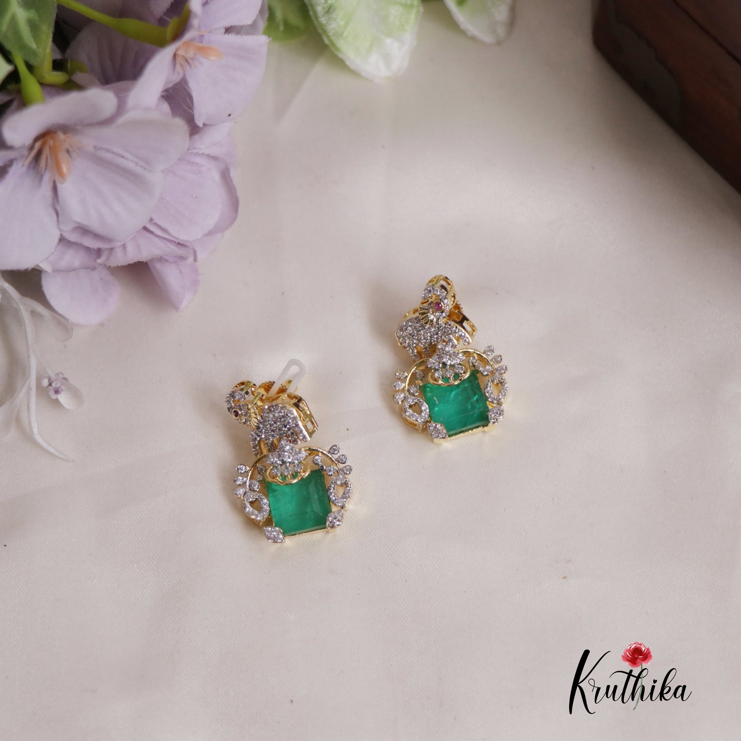 Elegant Victorian Elephant Pendant Set PS246 (Available In 5 Colours)