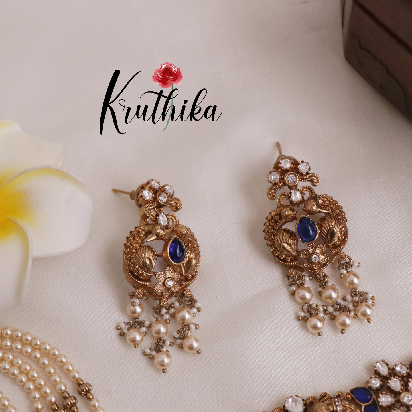 Beautiful Jadau Chocker NC1981 (Available in 4 Colours)