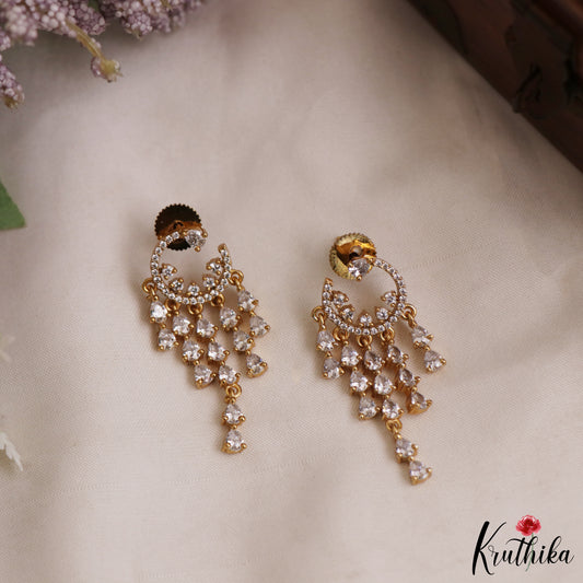 Sparkling Gold-Tone Teardrop Motifs CZ Earrings E1076