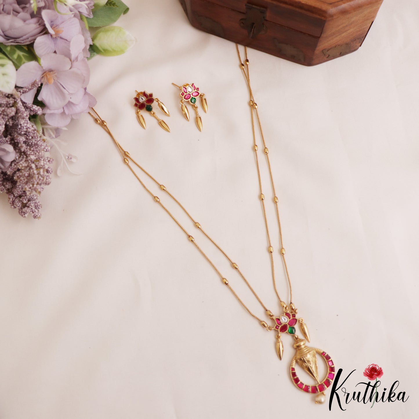 Pretty Lotus Motifs Jadau Chain Set LH2063