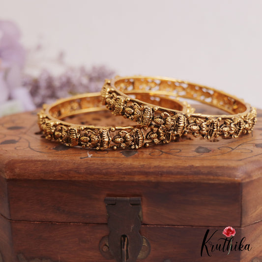 Classic Antique Lakshmi Motifs Bangles B471 (Set of 2 Bangles)