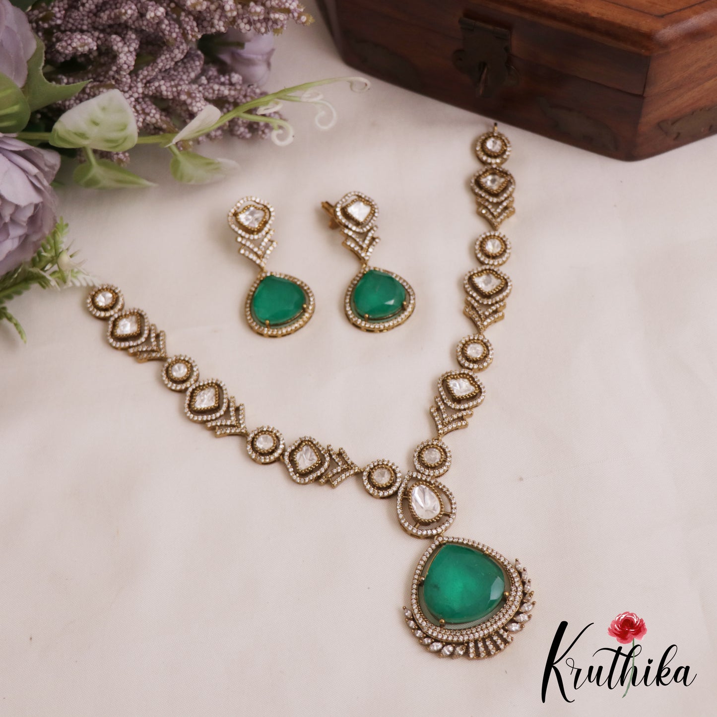 Trendy AD Teardrop Motifs Mossanaite Victorian Necklace NC2801