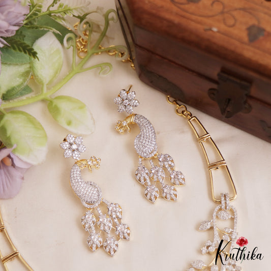 Sparkling Peacock Motifs Gold-Tone Diamond-Finish AD Choker NC2869