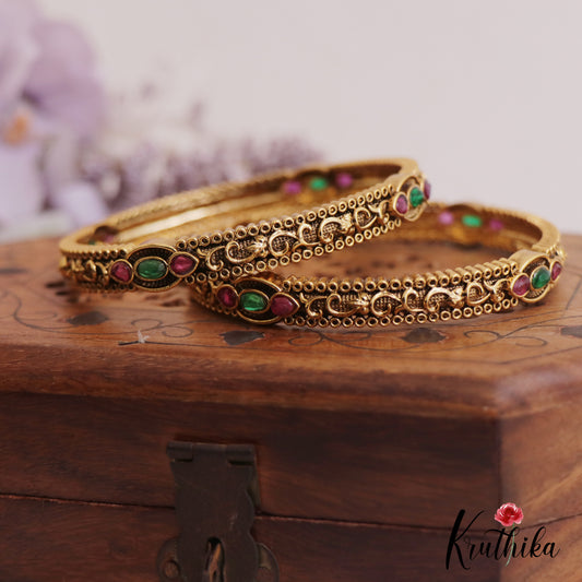 Trendy Antique Leaf Motifs Jadau Bangles B472 (Set of 2 Bangles)