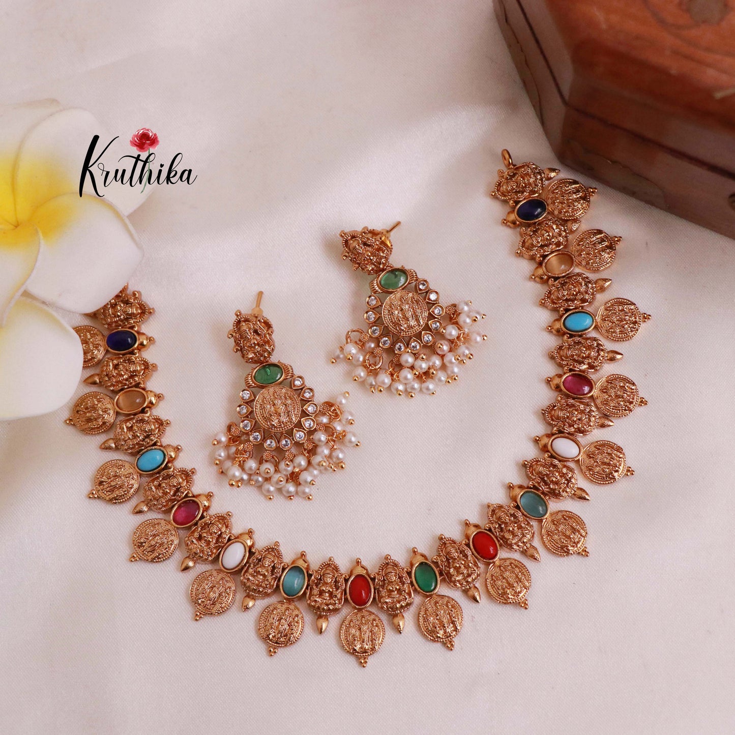 Pretty Temple Design Necklace NC1840 (Available in 3 Colours)