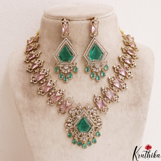 Stunning Geometric Motifs AD Victorian Necklace NC2949