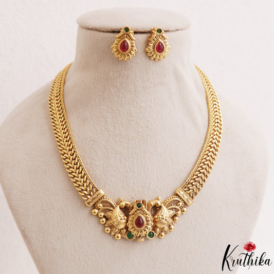 Elegant Antqiue Peacock Teardrop Motifs Choker NC3174