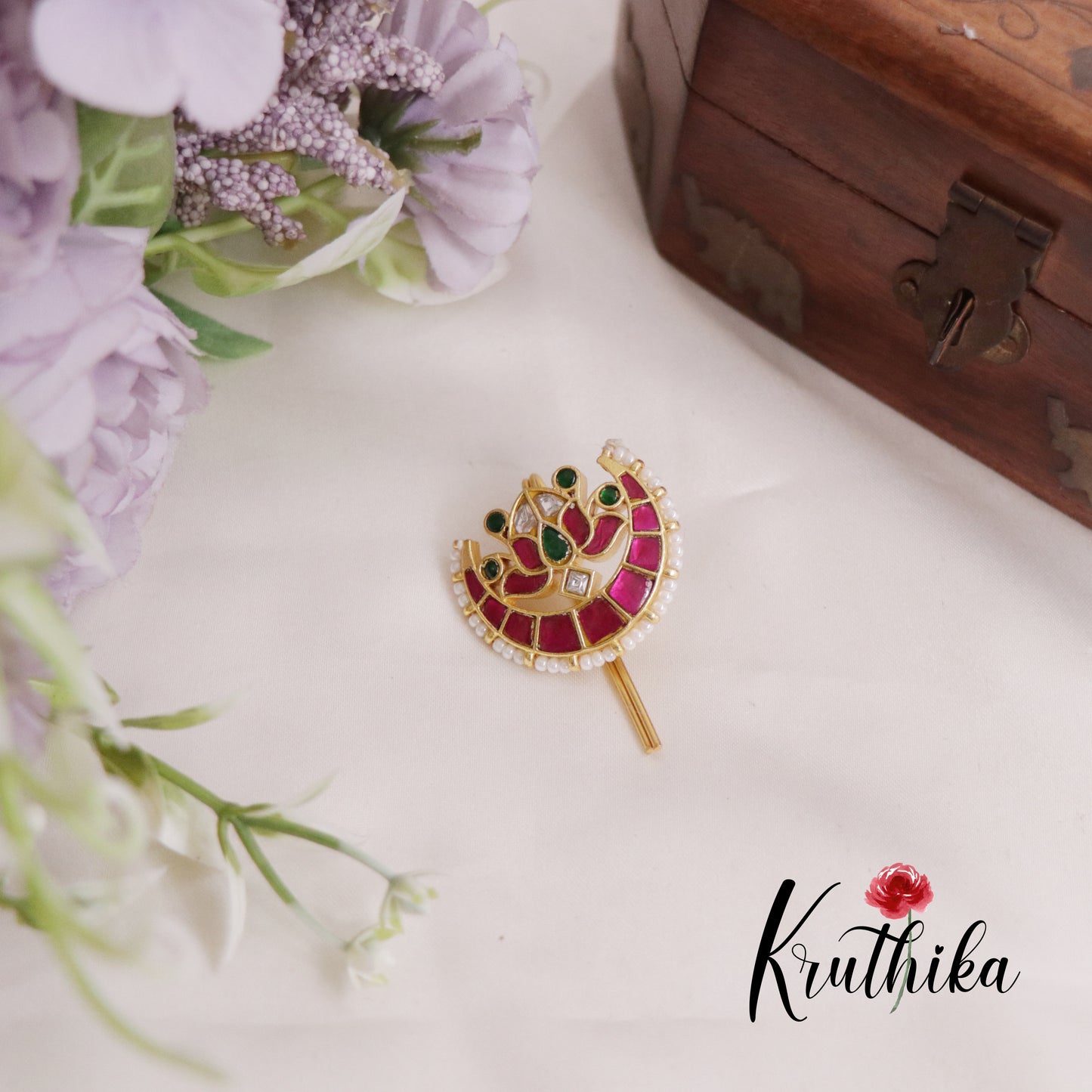 Trendy Kundan Lotus Jada Jada Billa with Pearl Border J230