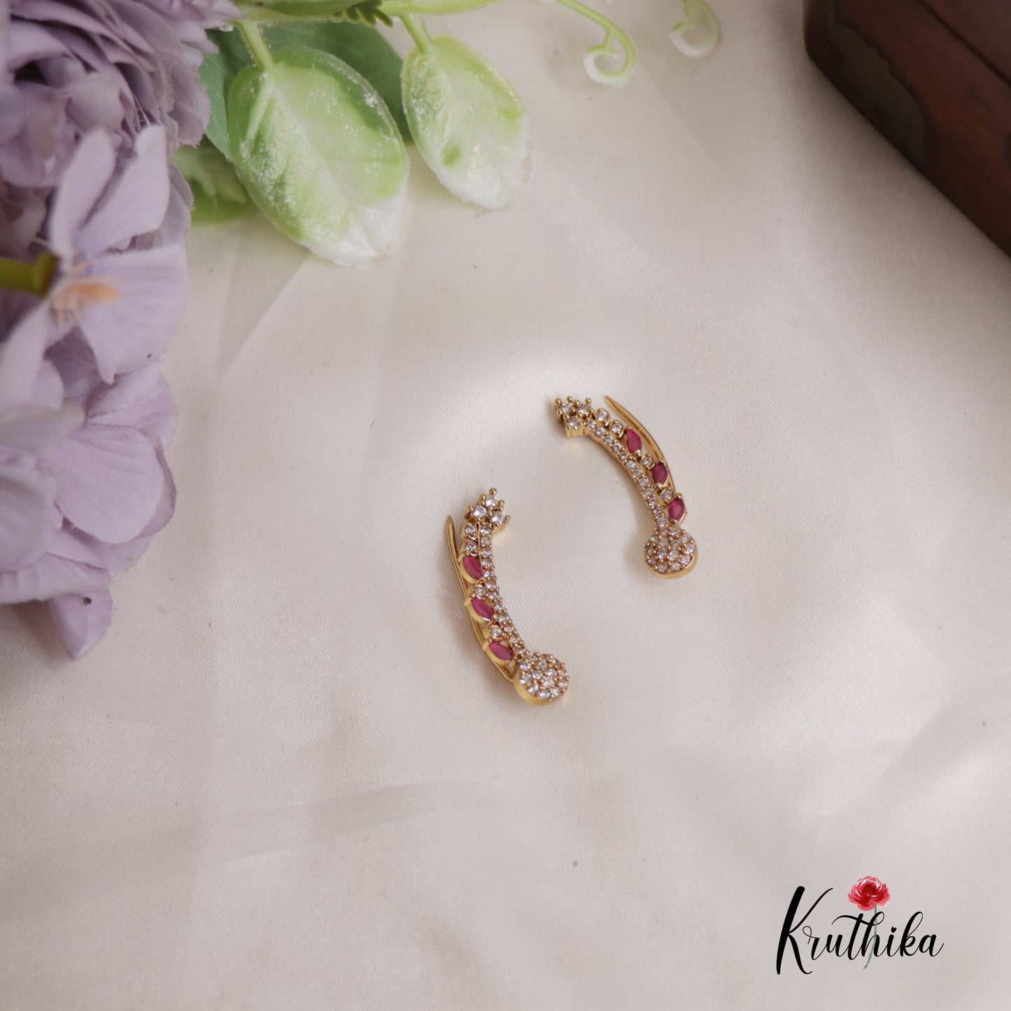 Stunning AD Stone Leaf Shape Ear Climbers E782 (Available In 2 Colours)