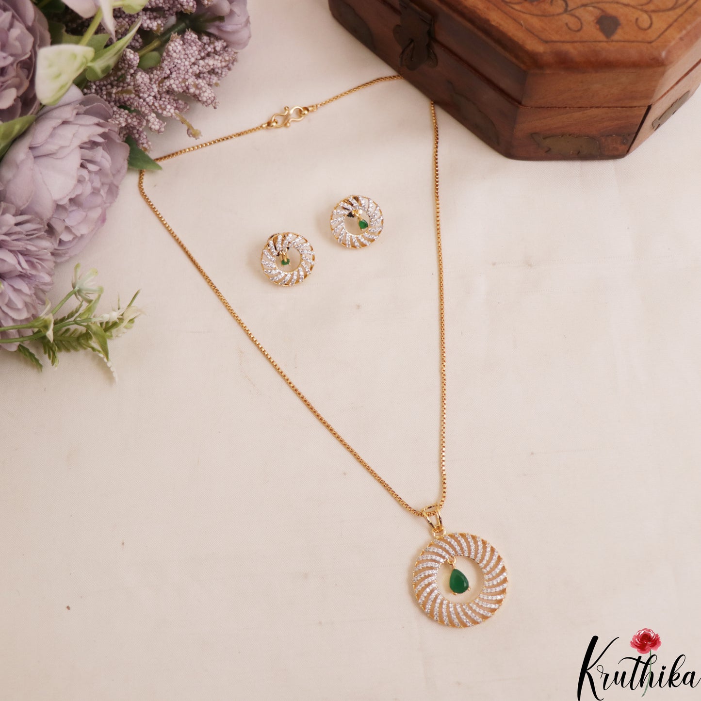 Trendy AD Gold-Tone Chain Pendant Set NC2936