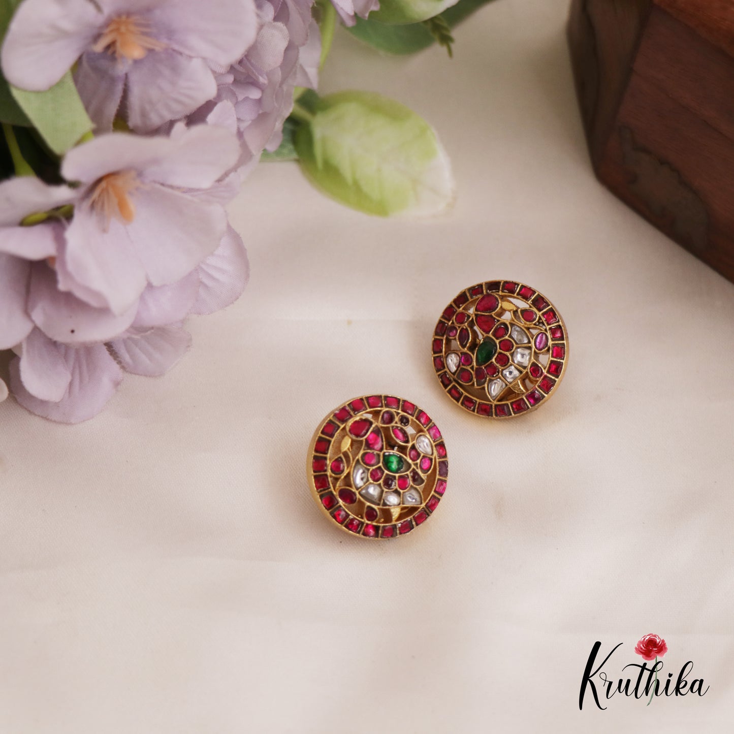 Traditional Peacock Motifs Kemp Stud Earrings E959