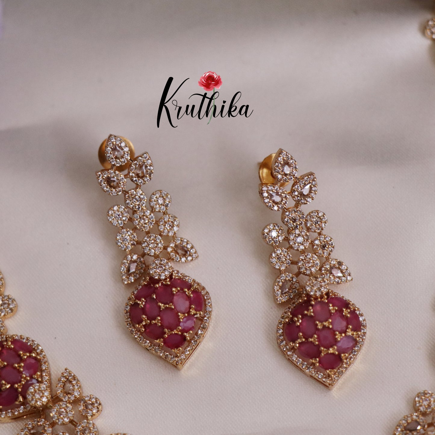 Simple CZ Leaf Motif Necklace NC2330 (Available in 4 colours)