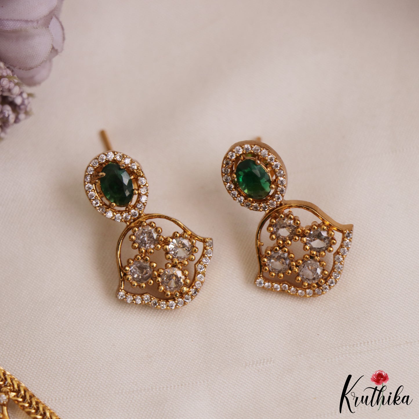 Sparkling Floral Motifs AD Victorian Necklace NC2965 (Available In 5 Colors)