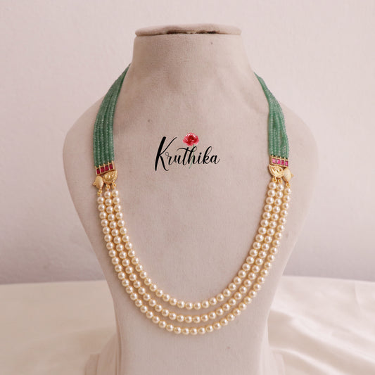 Elegant Beaded Necklace with Green & Pearl Finish LH820