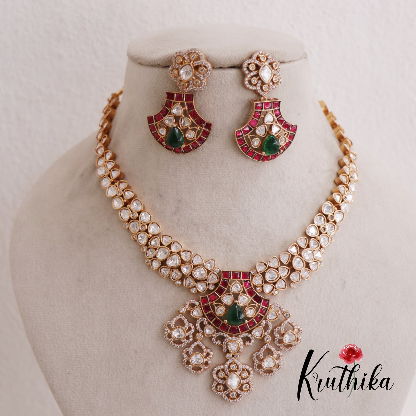 Stunning Geometric Motifs Mossanaite Jadau Necklace NC2606
