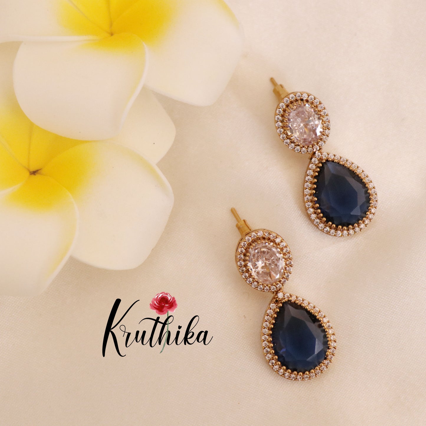 Simple two layer pendant chain set NC1770