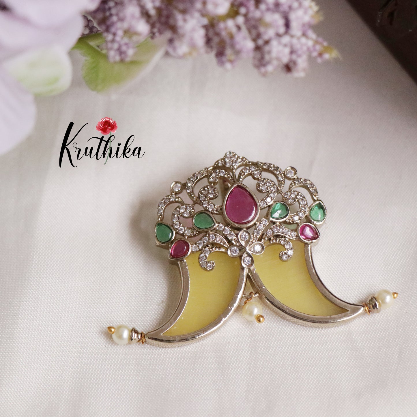 Trendy AD Victorian Puligoru Pendant PS230