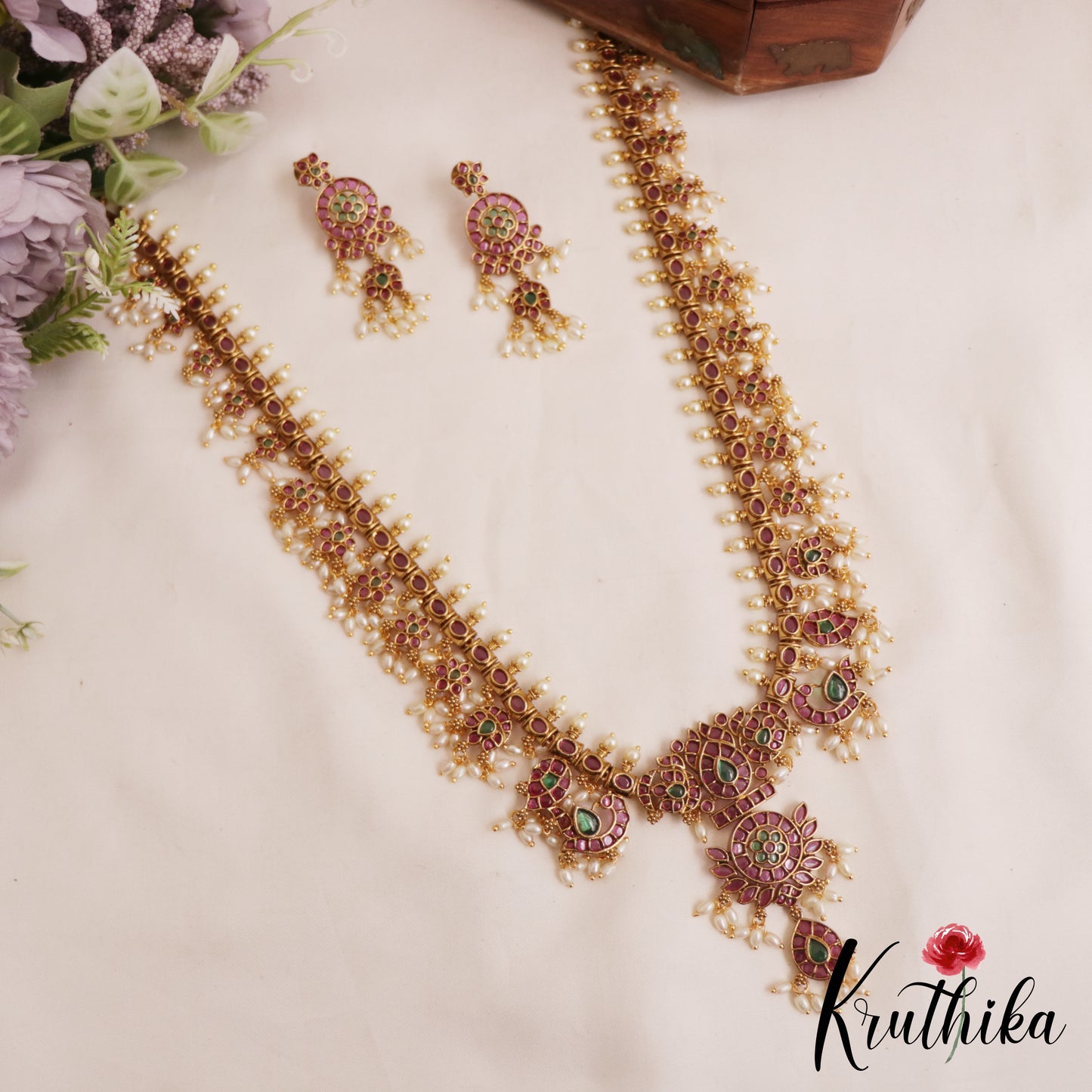 Gorgeous Peacock Motifs Kemp Guttapoosalu Haaram LH2075