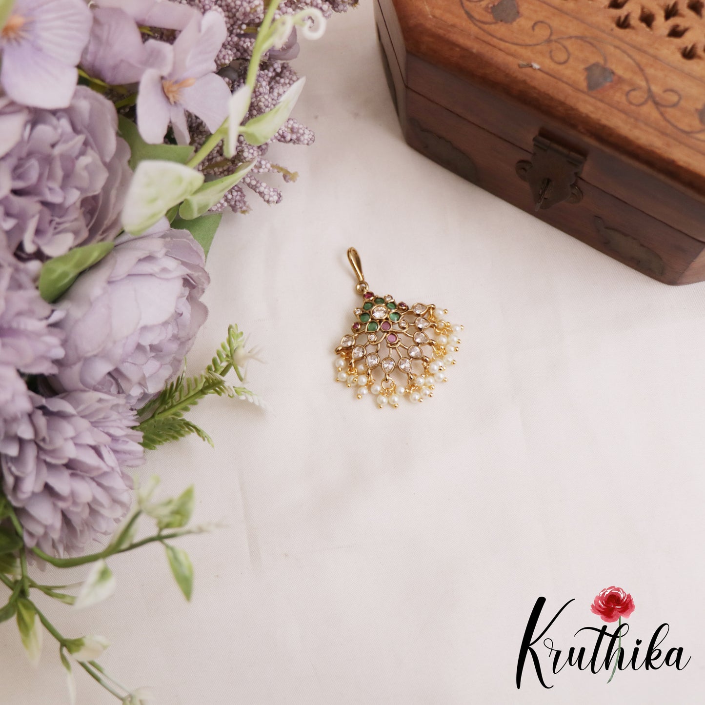 Trendy Floral Teardrop Motifs Maang Tikka With Pearl Drops MT377