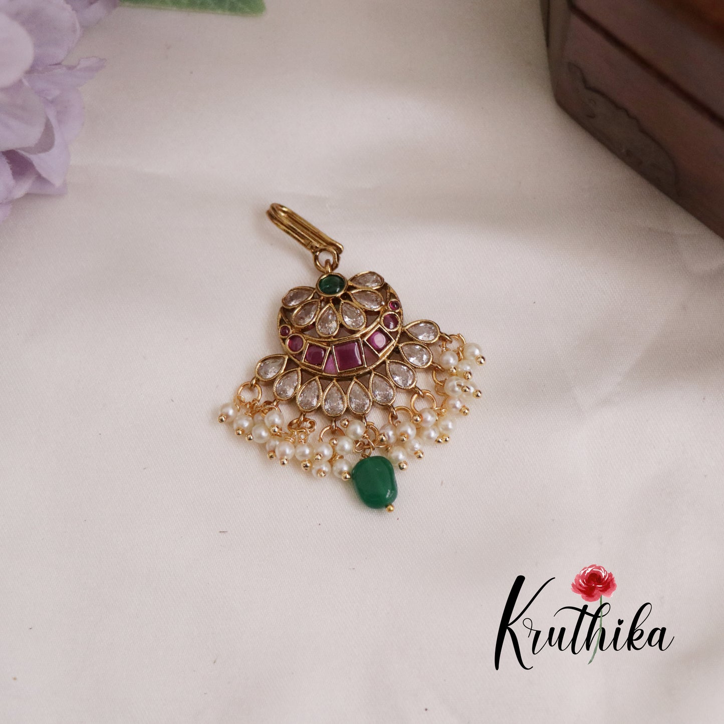 Simple Kemp Chandbali Maang Tikka MT284