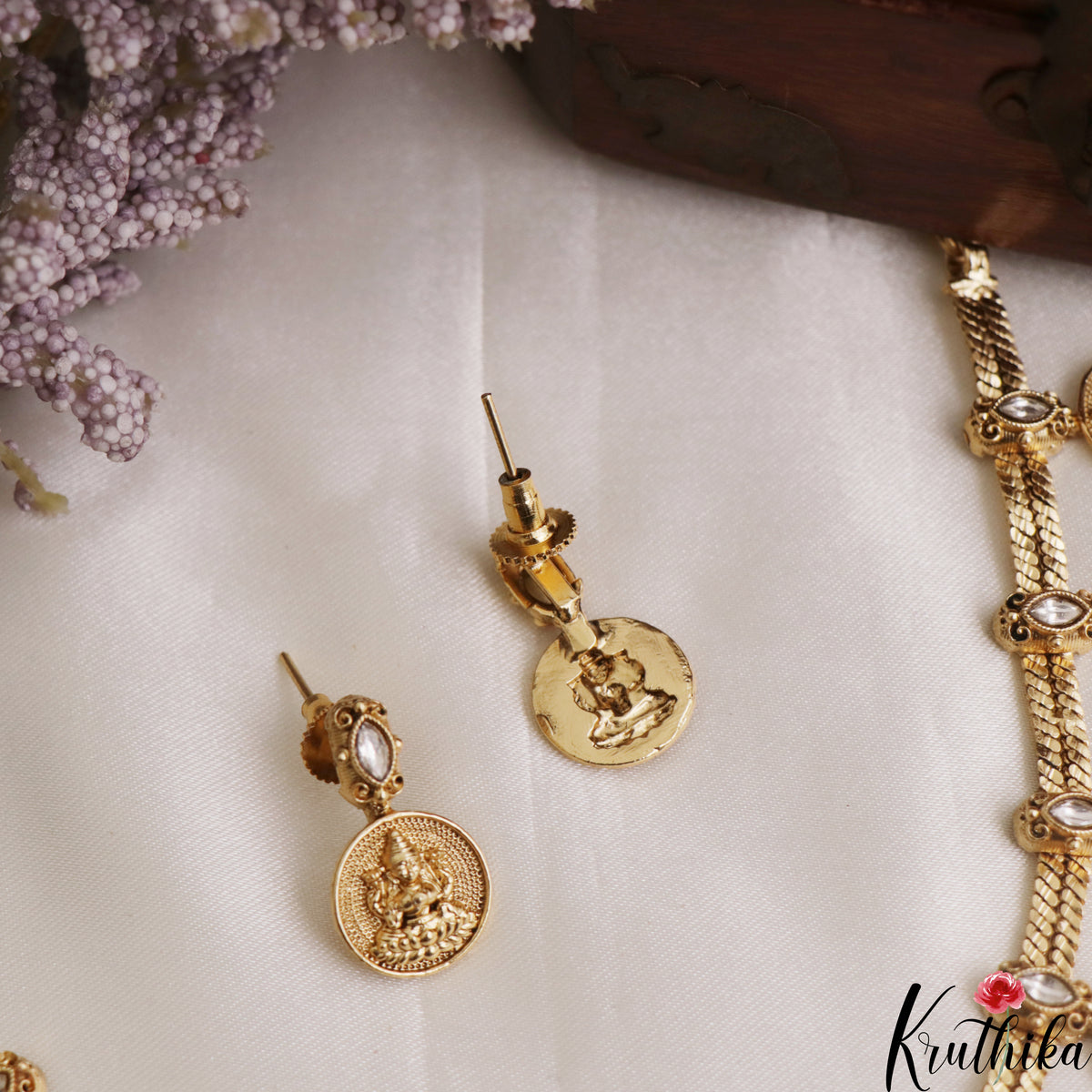 Traditional Lakshmi Coin Choker NC2588 (Available In 2 Colors)