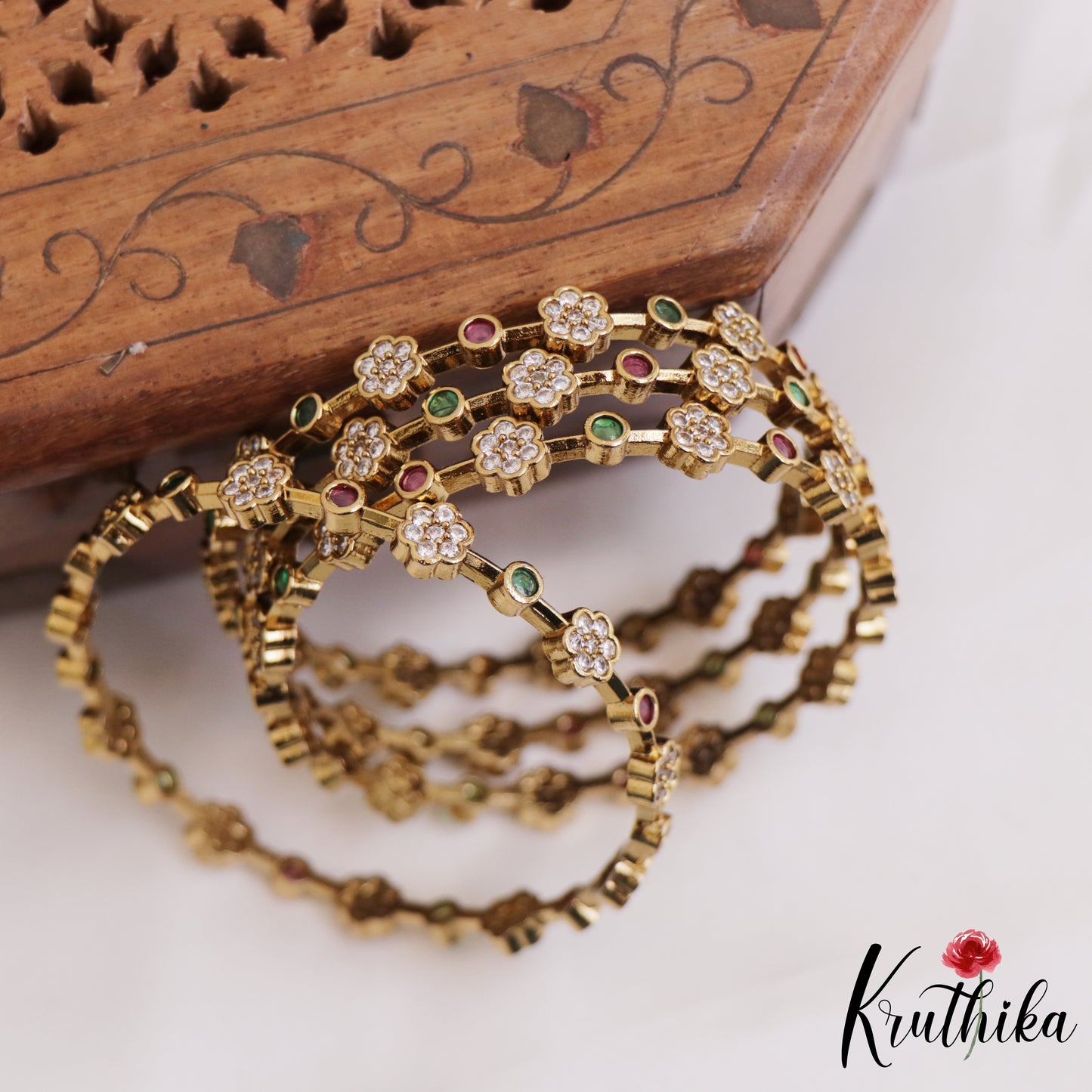 Sparkling Floral Motifs AD Bangles B461 (Set 4 Bangles)