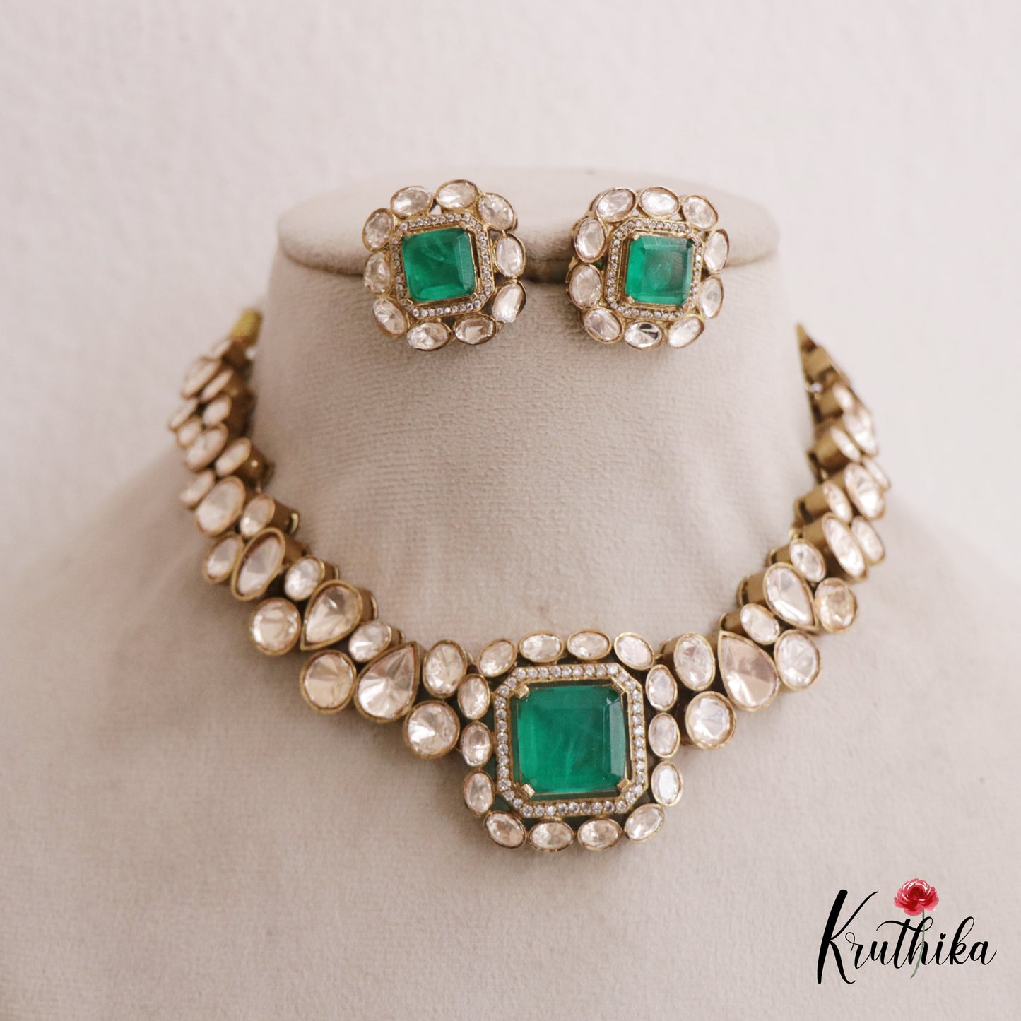 Elegant Mossanaite Choker NC2686 (Available In 4 Colors)