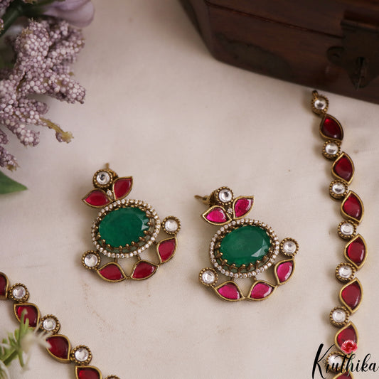 Pretty Geometric Motifs Jadau Necklace NC2946