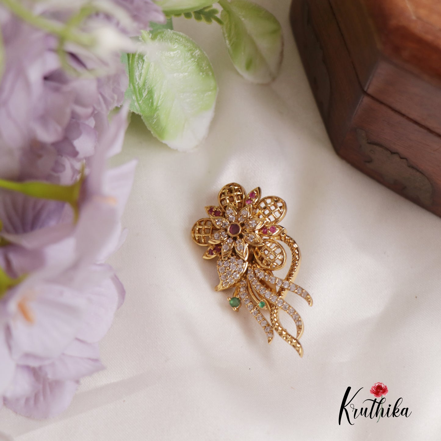 Stunning CZ Floral Sparkling Saree Pin SP27