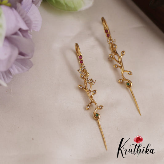 Classic Leaf Hook Earcuff E859