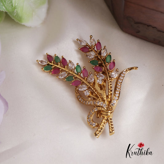 Classy Leaf Shaped Trendy Saree Pin SP07