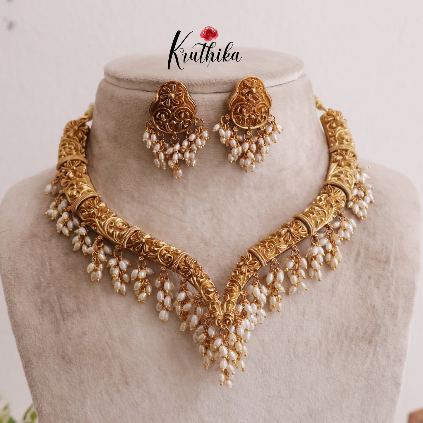 Traditional Antique Hasli Necklace,Adorned with Clusters of Tiny Pearls NC2020