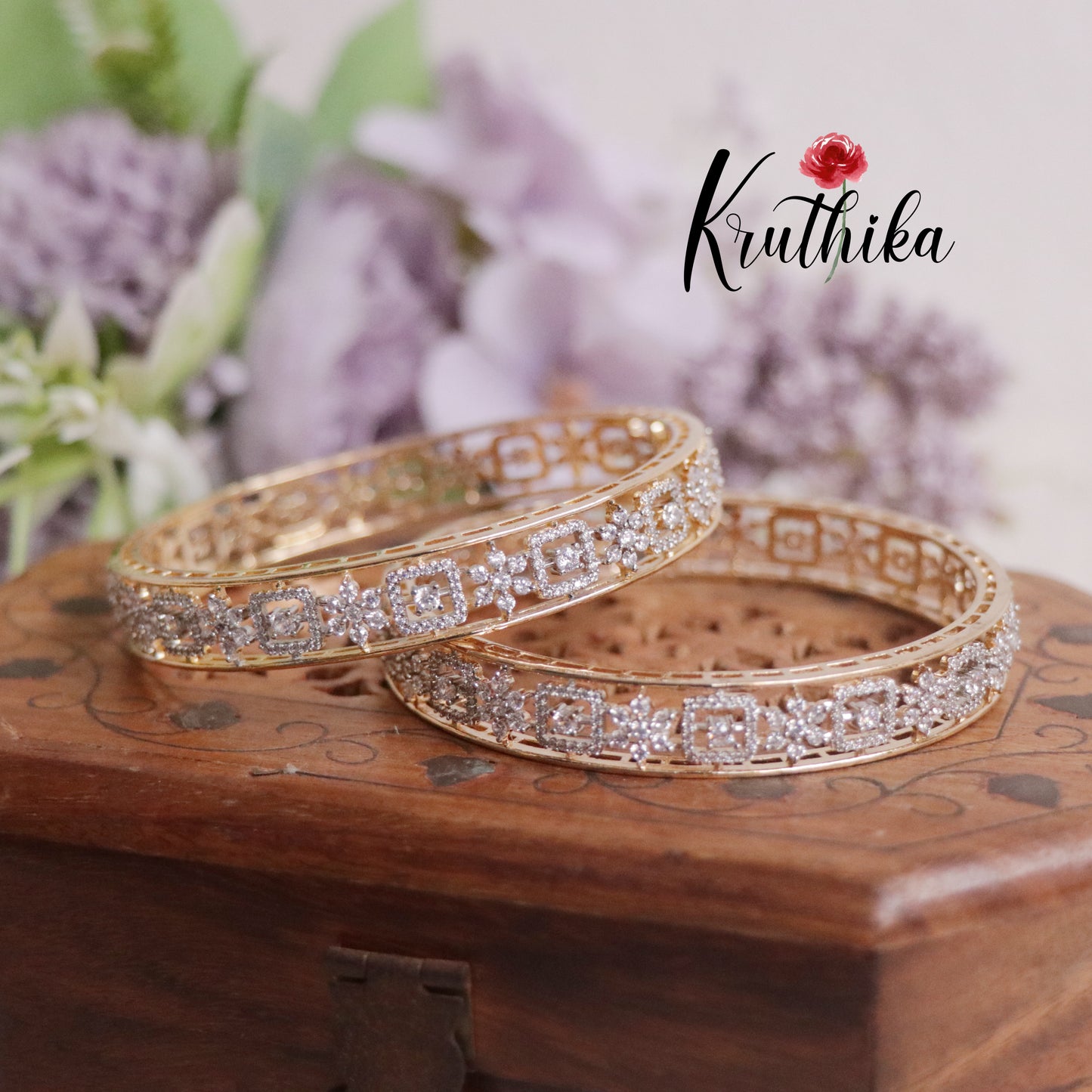 Elegant CZ Sparking Floral Square Bangles B216
