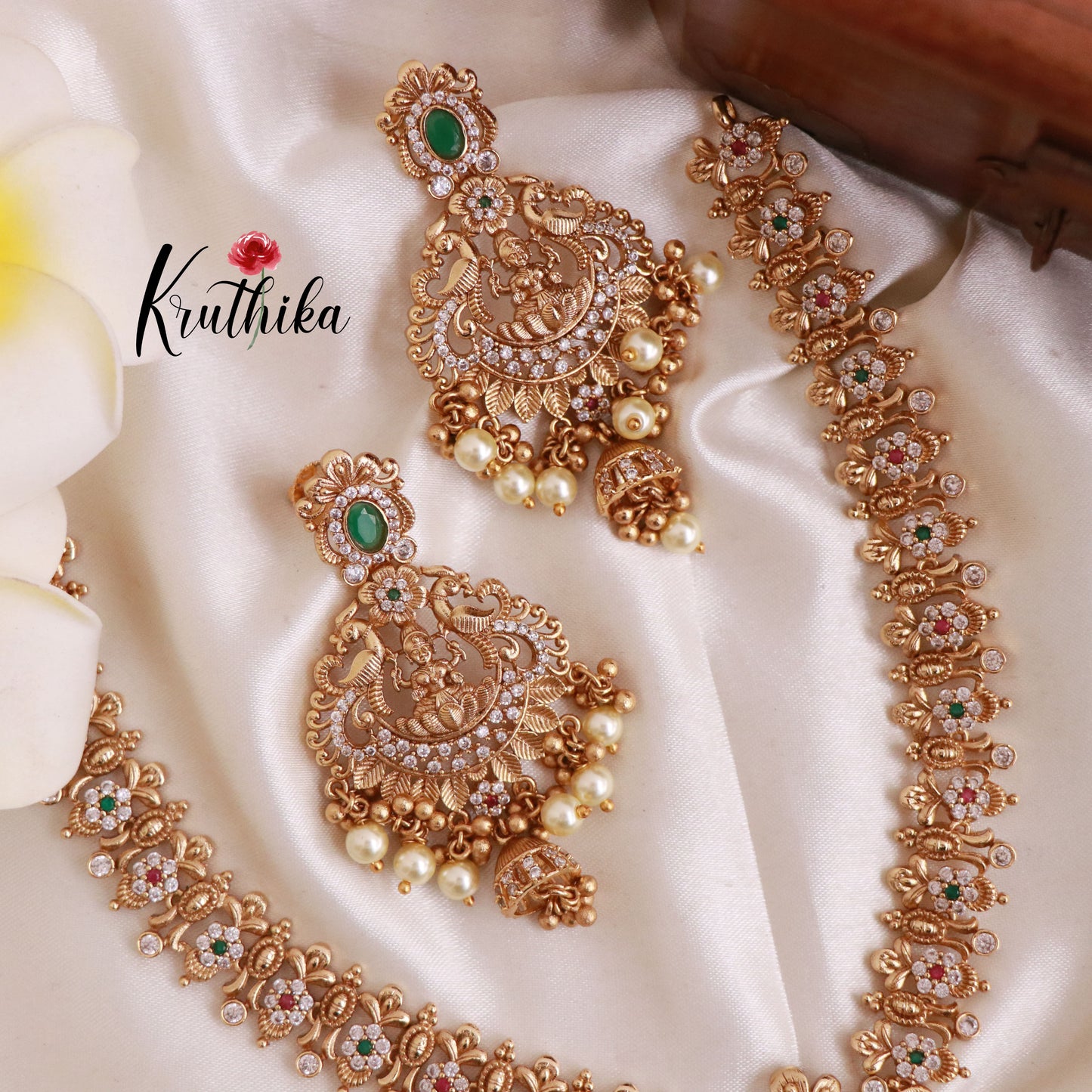 Best selling Antique finish Emerald CZ Lakshmi Devi peacock necklace NC822