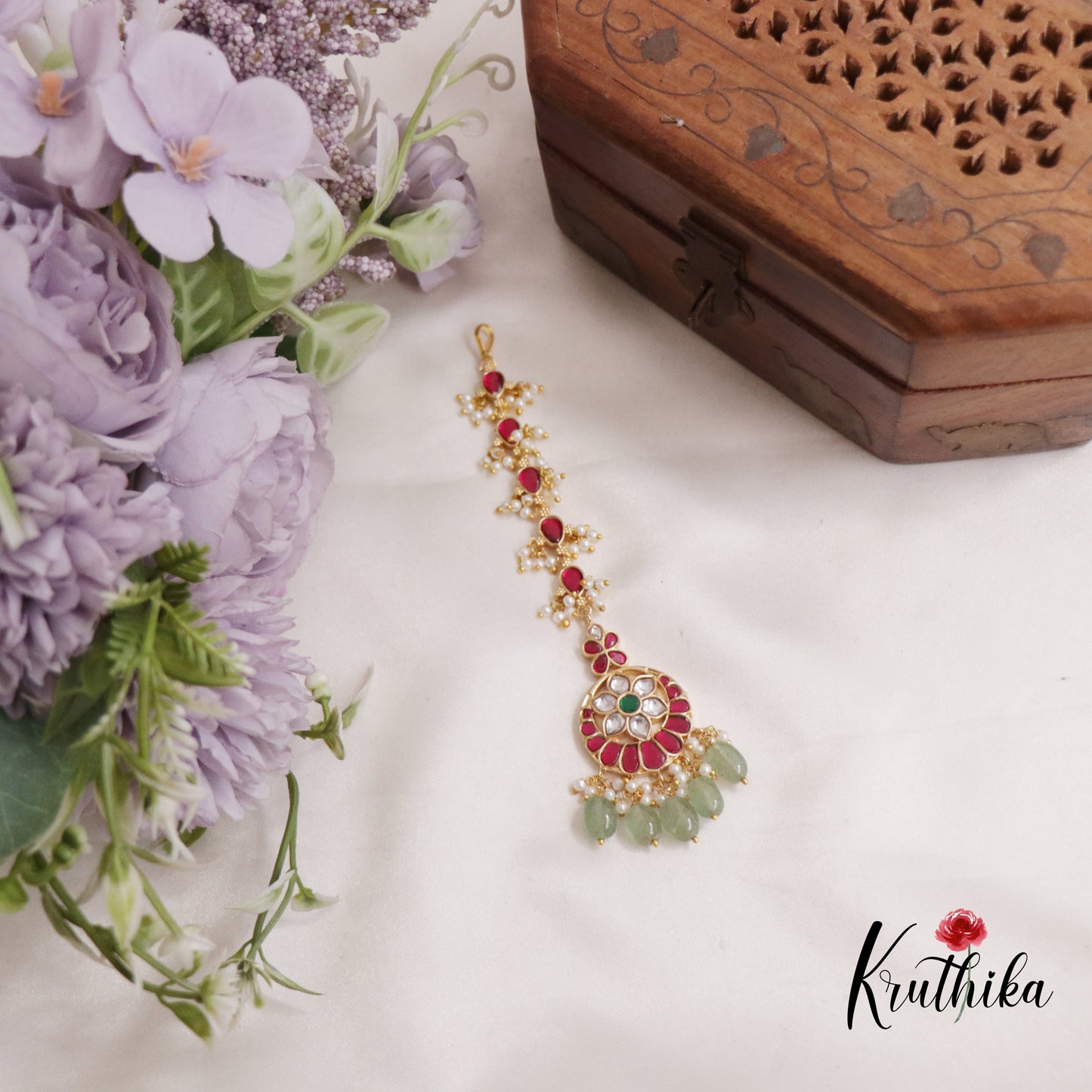 Gorgeous Jadau Maang Tikka with Pastel Green Beads MT286