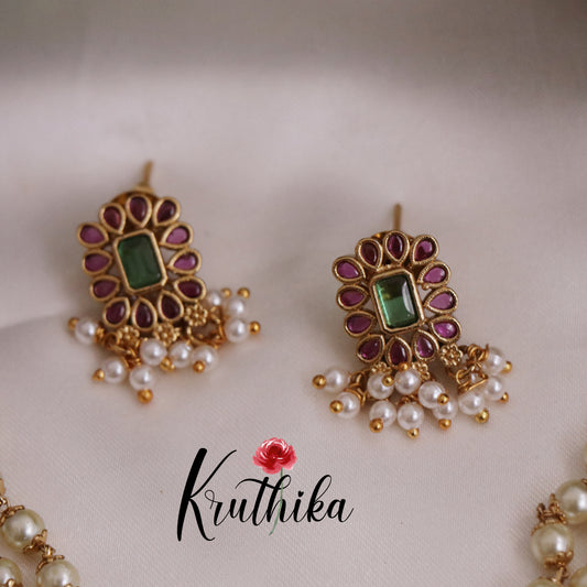 Trendy Kemp Pearls Choker NC2360