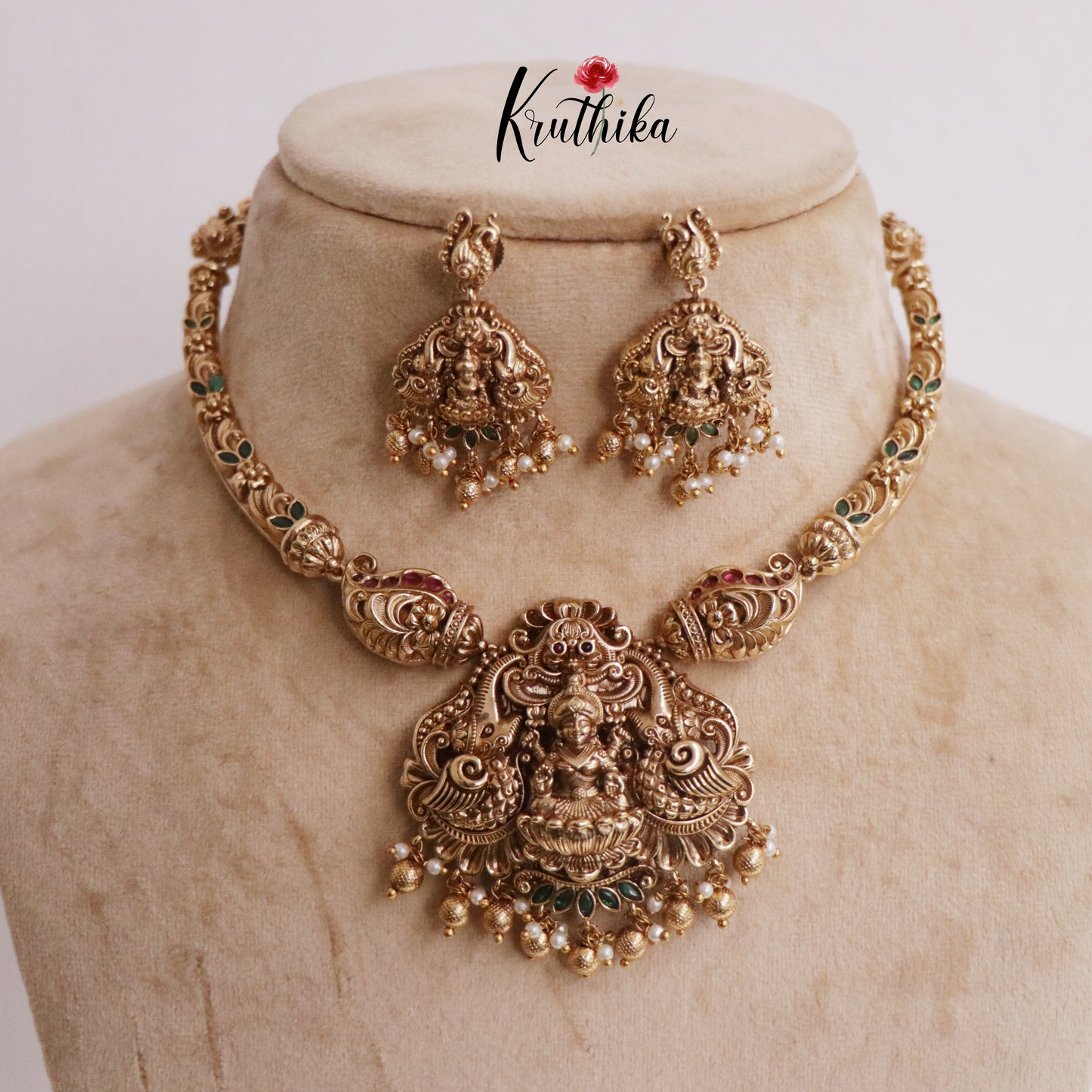 Beautiful Antique Lakshmi Pendant Hasli Necklace NC2241