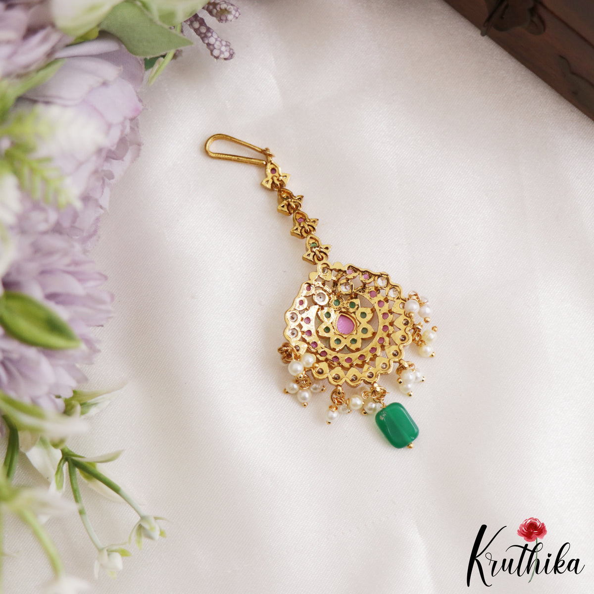 Pretty Floral Kemp Maang Tikka MT409