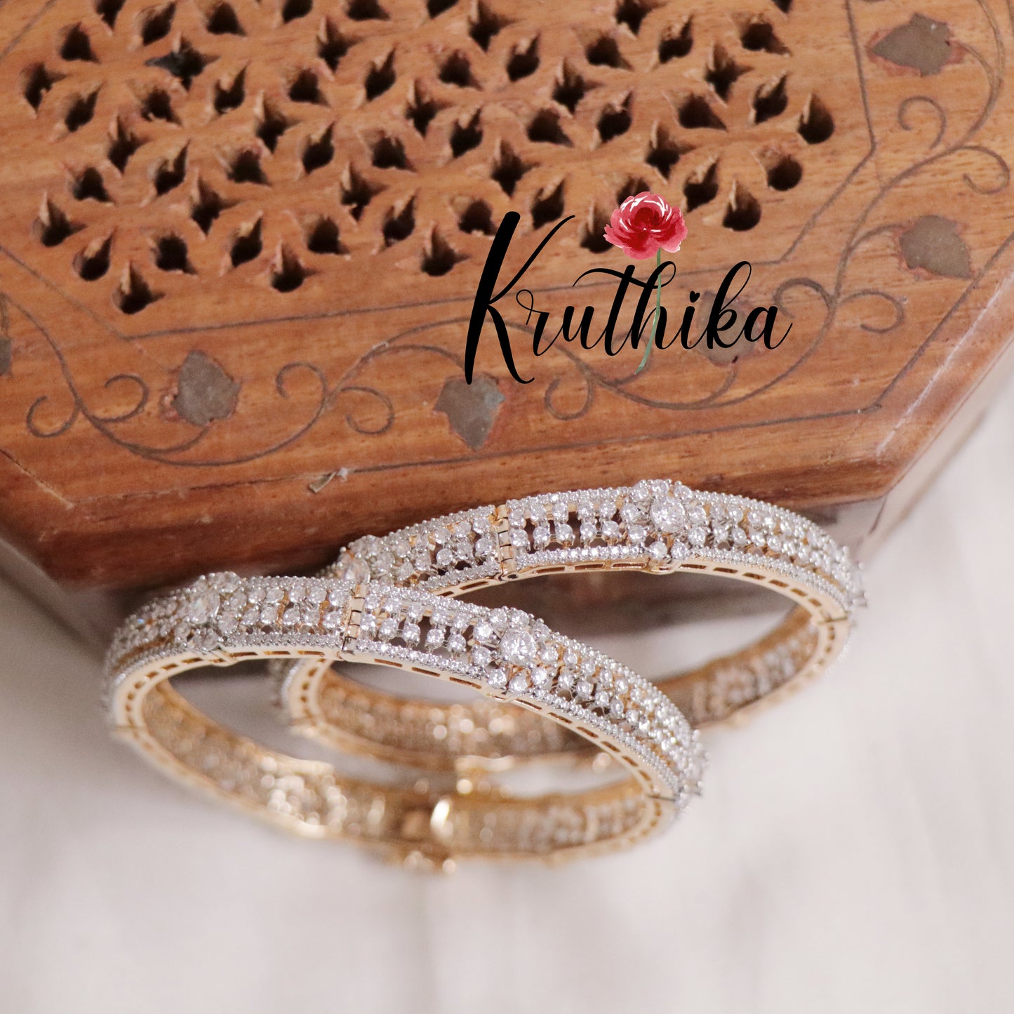 Elegance CZ Sparking Glimmer Glow Bangles B225