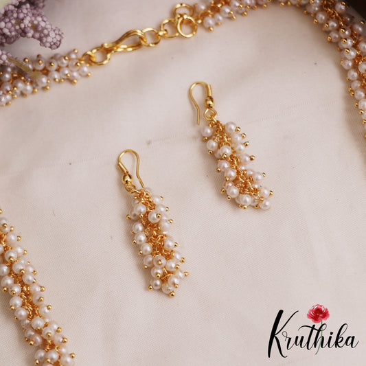 Trendy Gold-Tone Twist Pearl Mala Set NC2915