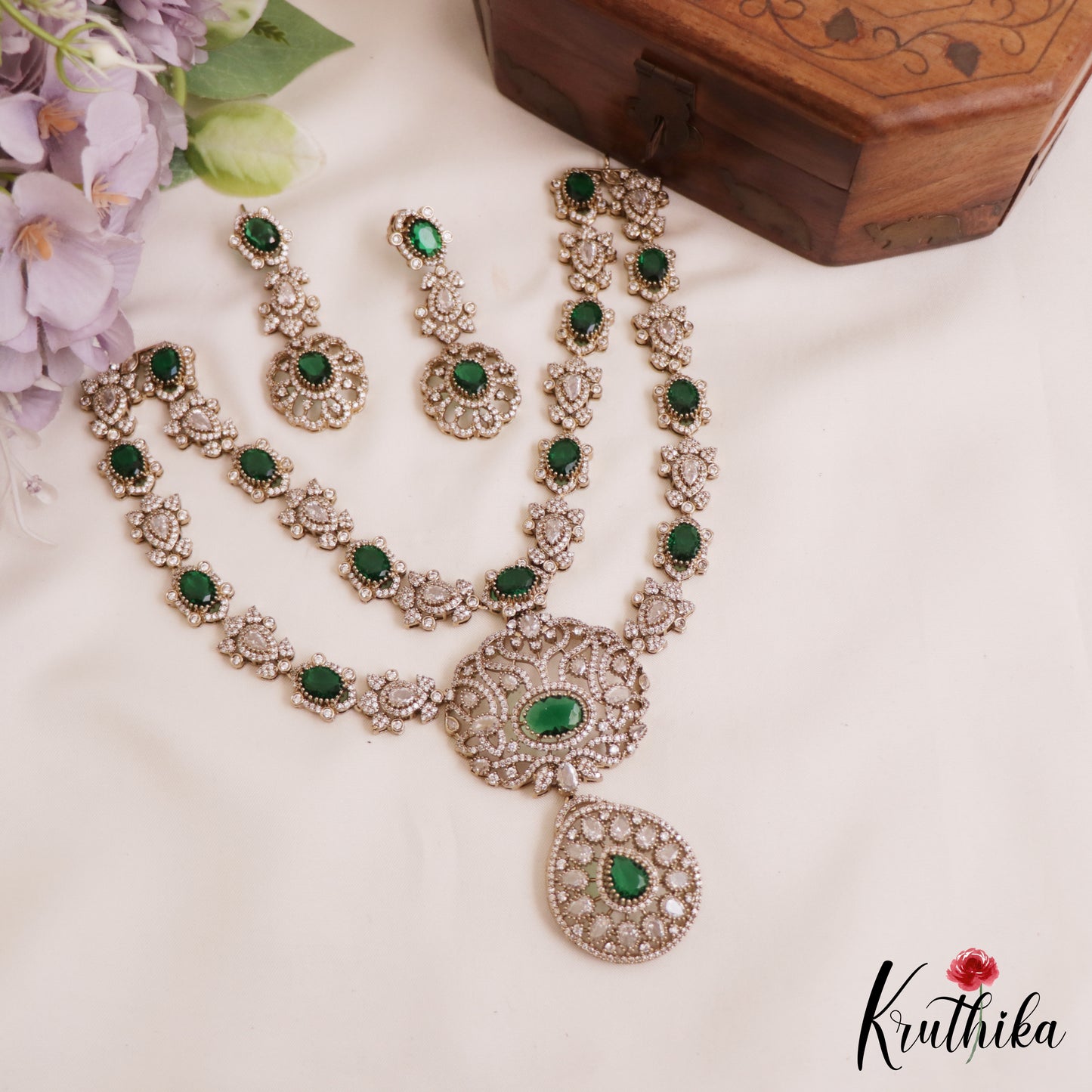 Stunning AD Teardrop Motifs Victorian Necklace NC2791