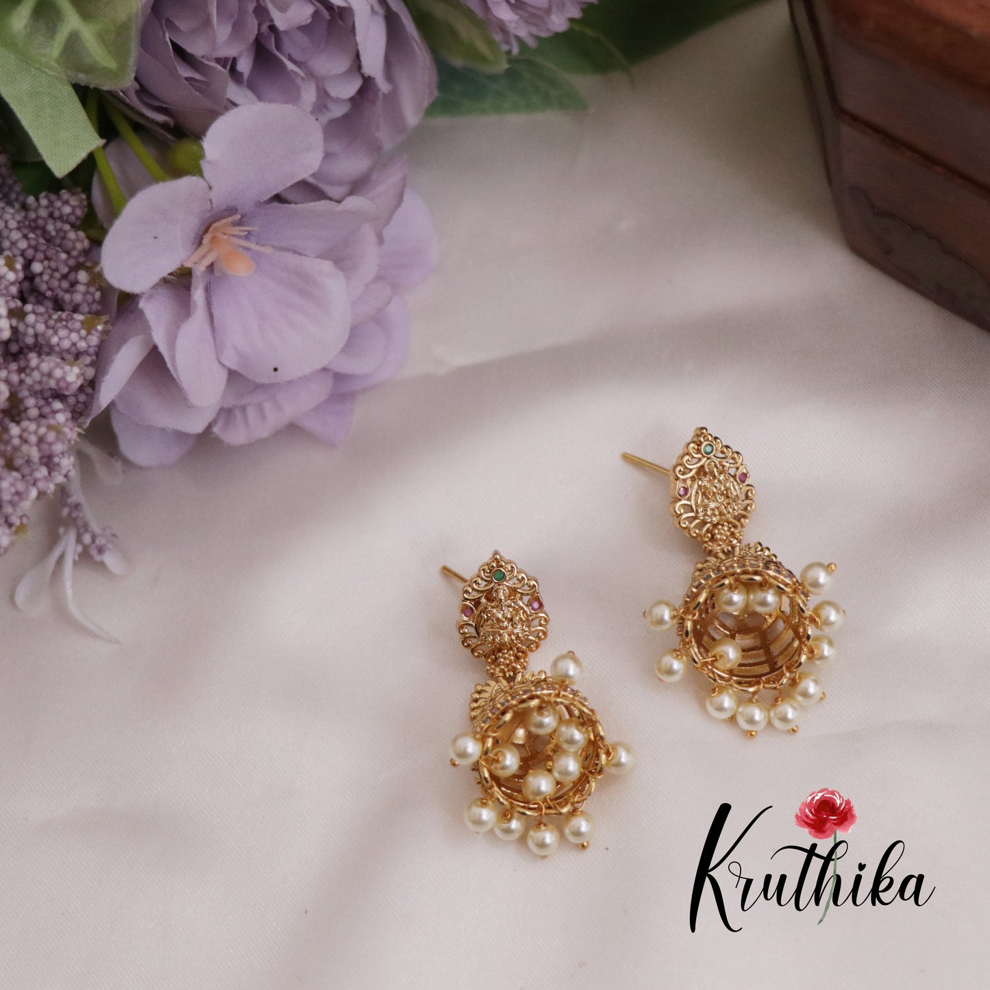 Beautiful Lakshmi Peacock Jhumka E710