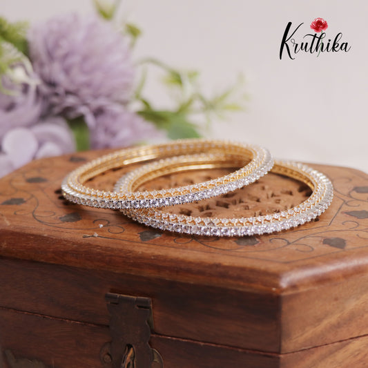 Elegant Diamond-Finish Gold-Tone Bangles B334 (Set Of 2 Bangles)