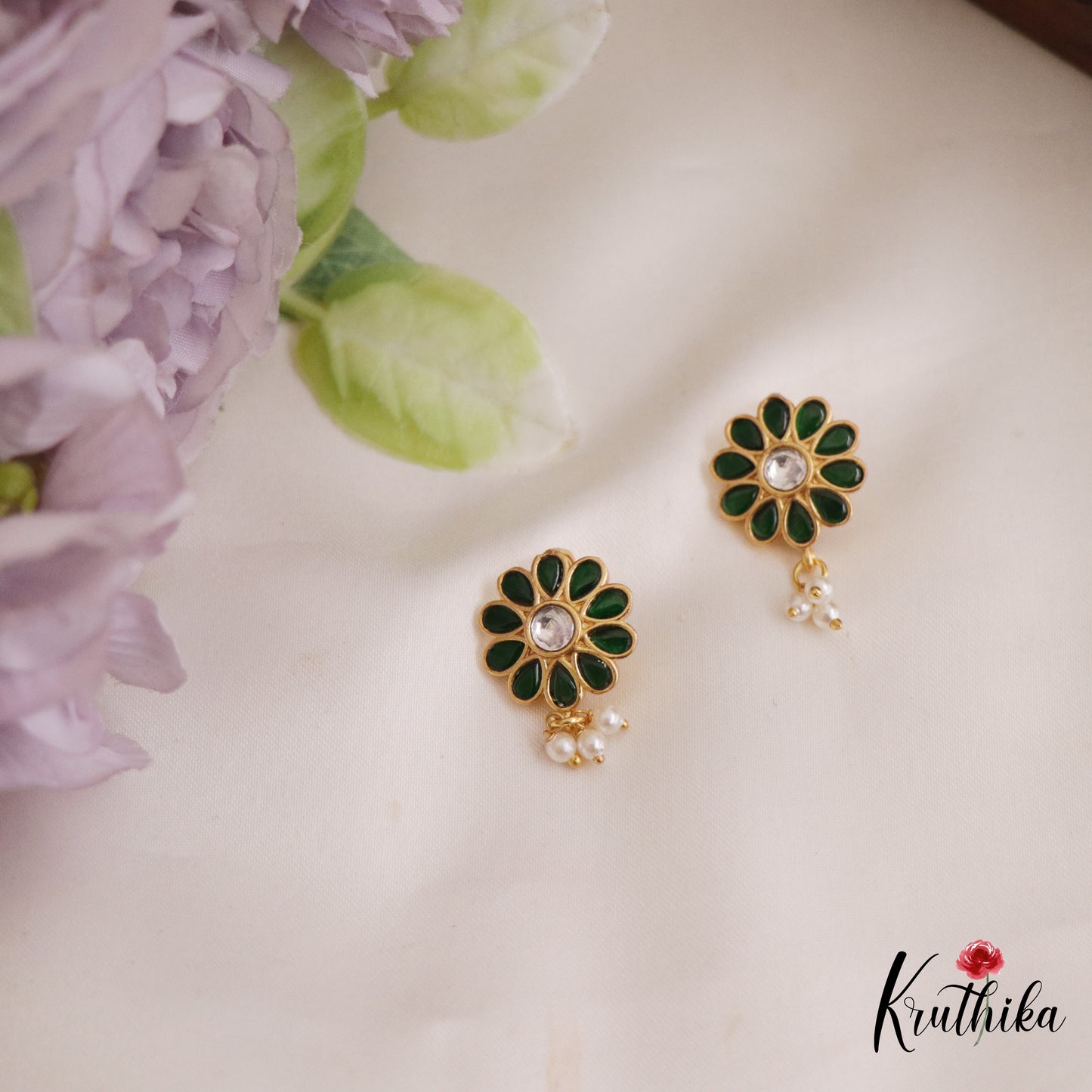 Pretty Kemp Floral Motifs Earcuffs | Upper Earrings | Bugadi Earrings E1028 (Available In 3 Colors)