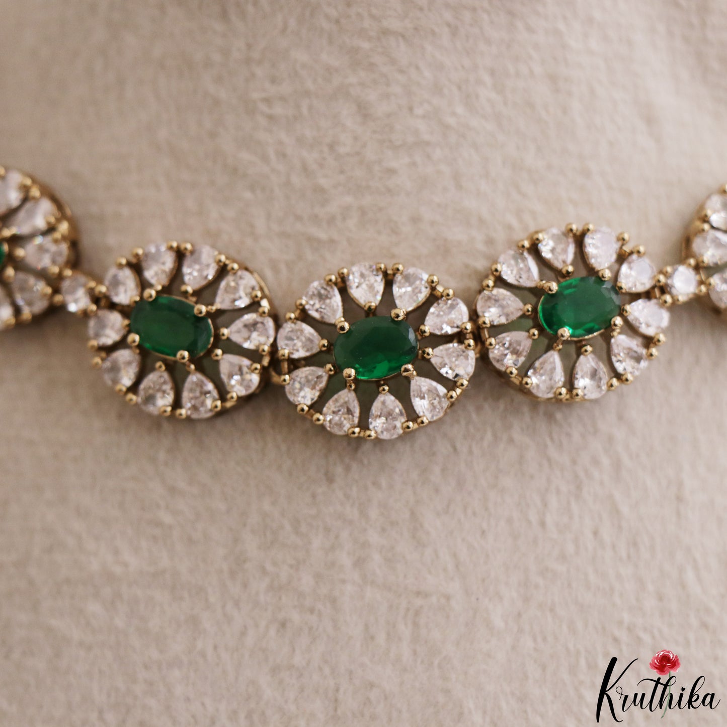 Pretty Floral Motifs CZ Victorian Choker NC3280 (Available In 2 Colors)