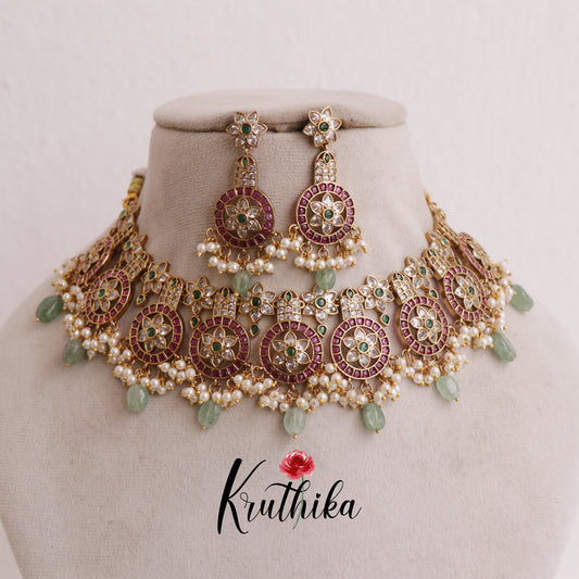 Elegant Kemp Flower Necklace NC1963 [Available in 2 colours)