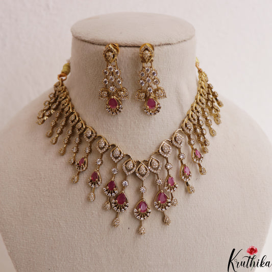 Sparkling Teardrop Motifs Gold-Tone AD Victorian Choker NC3021 (Available In 2 Colors)