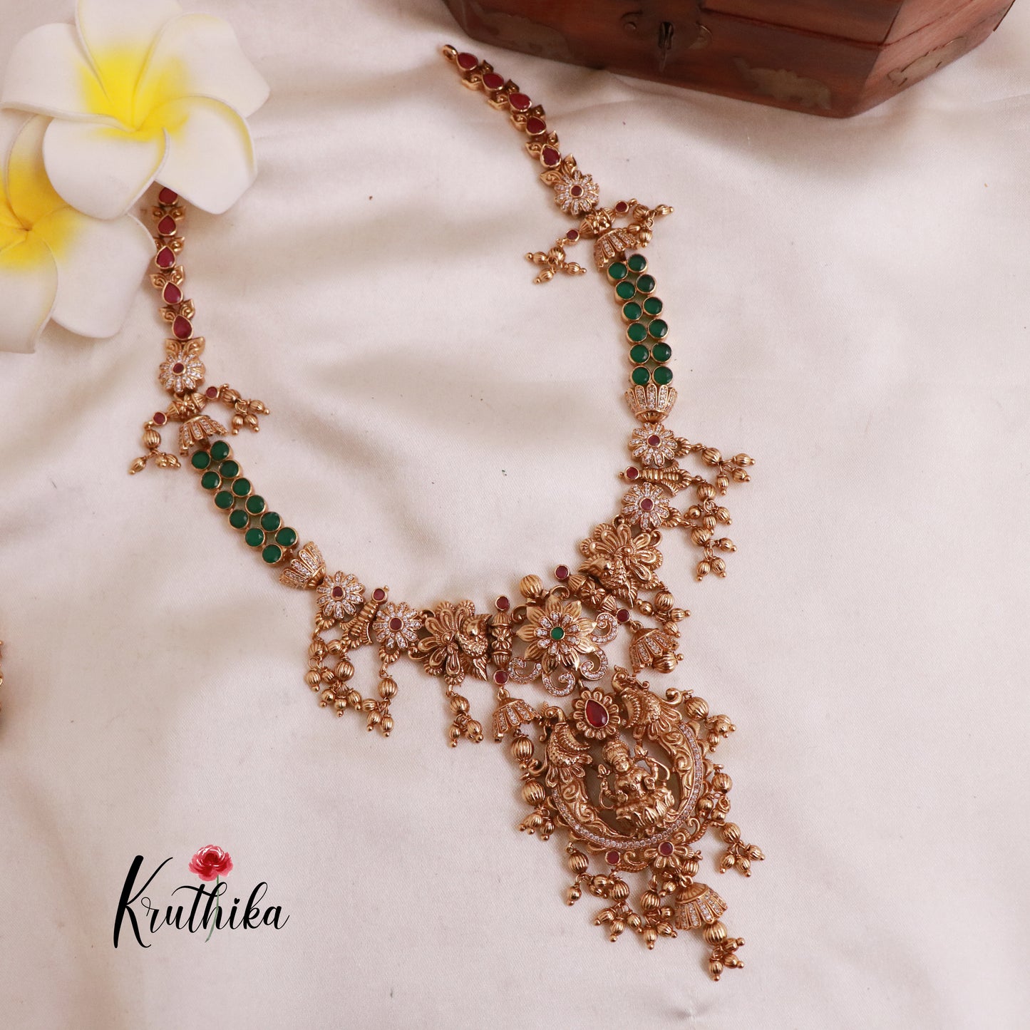Elegant Floral Temple Necklace with Lakshmi Pendant NC1883